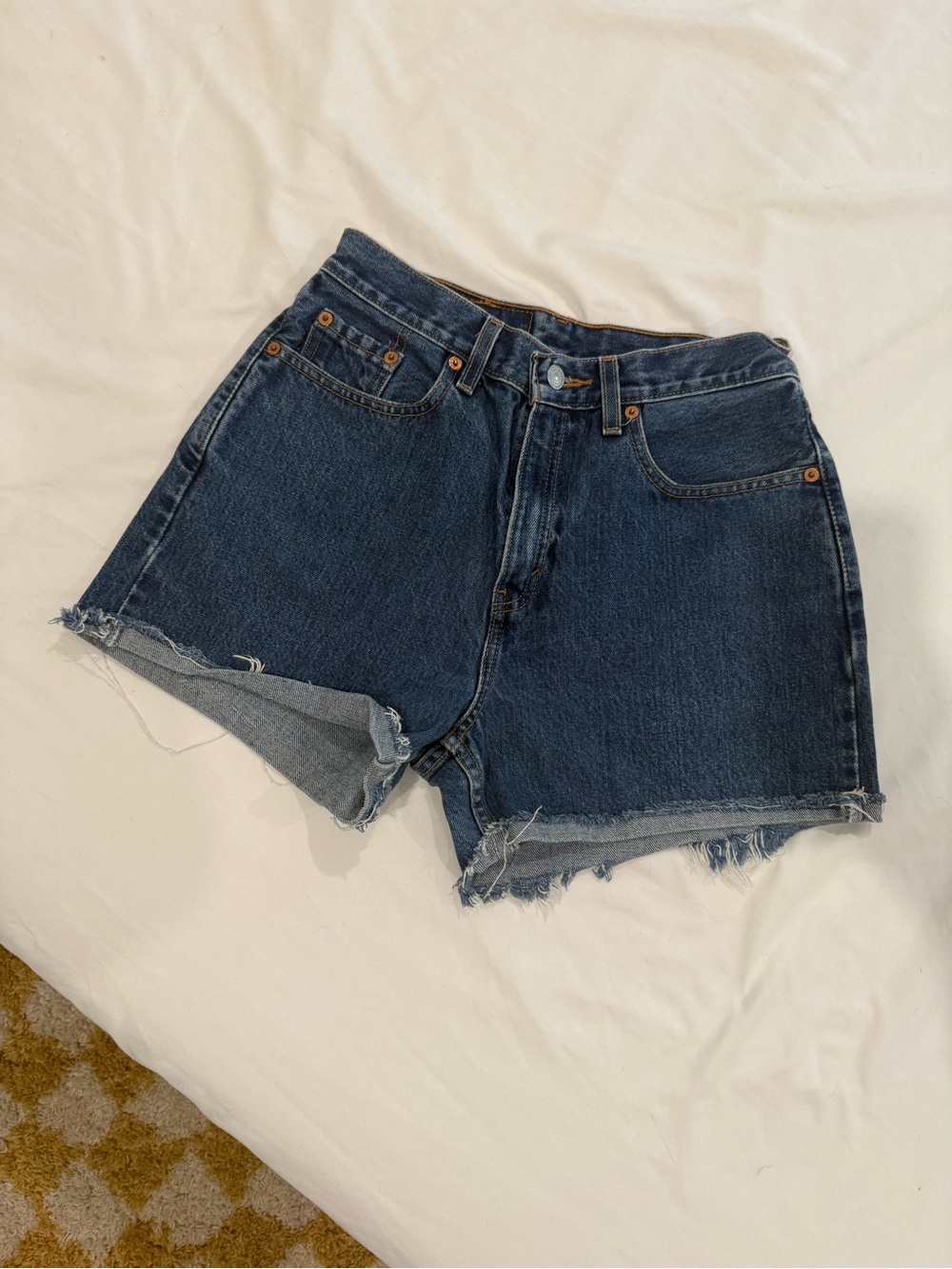Classic Levi’s Dark Blue Denim Women's Cutoff Shorts 560 24/26